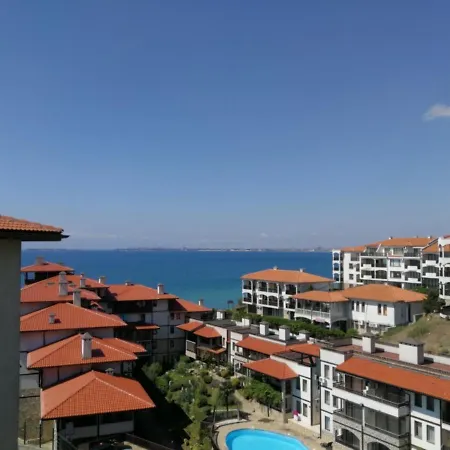 Sea View Studio In 4-star Garden Of Eden, شقة