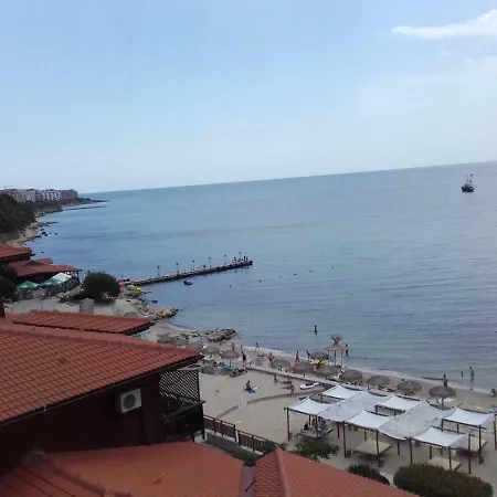 Sea View Studio In 4-star Garden Of Eden, شقة