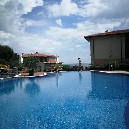 Sea View Studio In 4-star Garden Of Eden, Apartamento